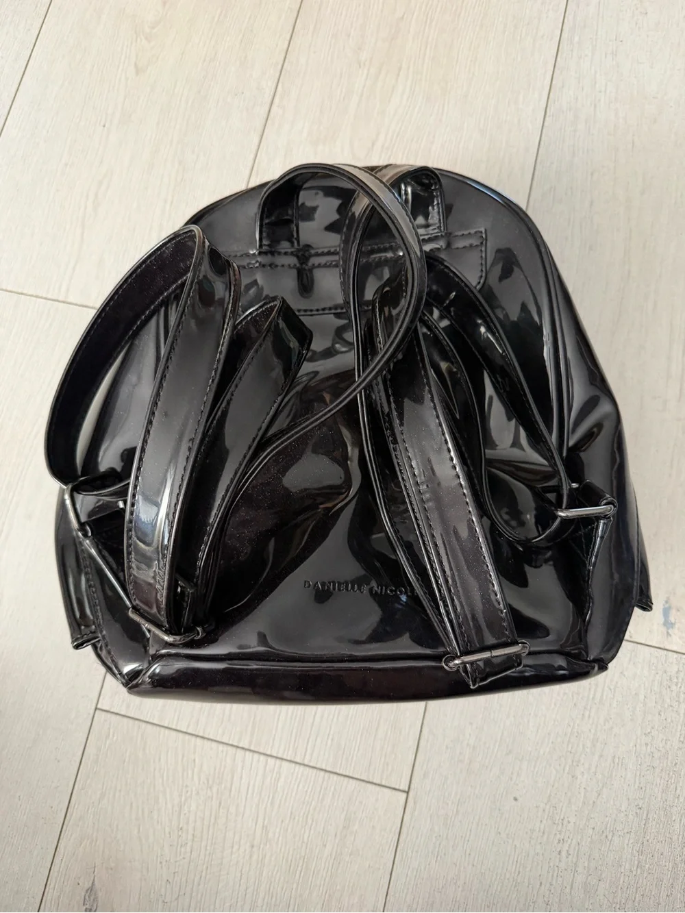 Danielle Nicole X Dsiney Evil Queen backpack